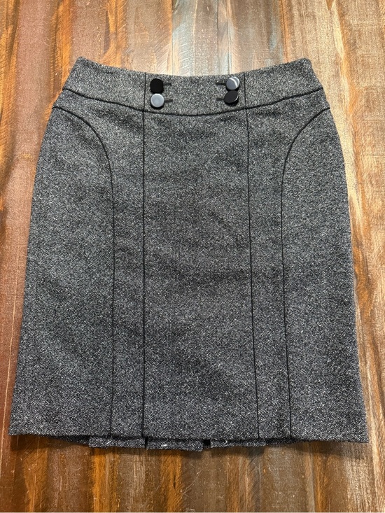 Ann Taylor Dresses & Skirts - Ann Taylor Women’s Size 6P Fully Lined Side Zip Tweed Pencil Skirt EUC